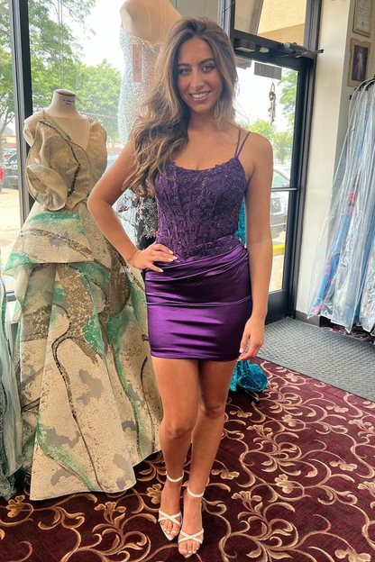 Robe fourreau en satin violet foncé 2350