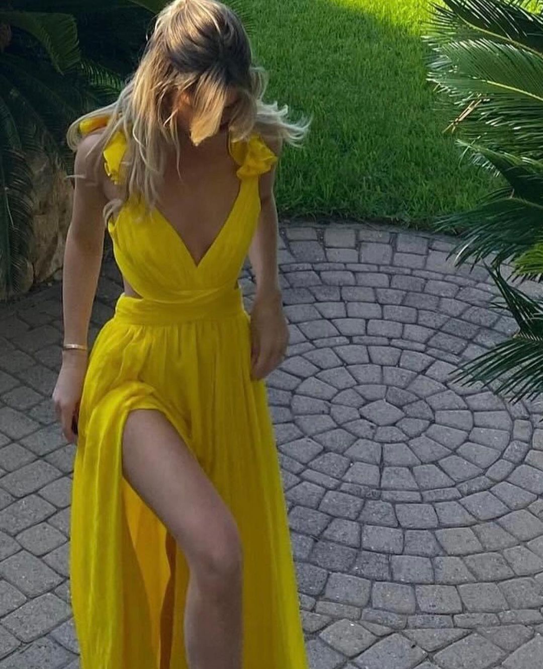 V Neck Yellow A Line Long Prom Dress Chiffon Formal Party Gown J2719