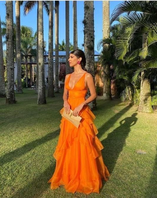 Robe de bal longue orange à volants et col en V pour invitée de mariage 2195