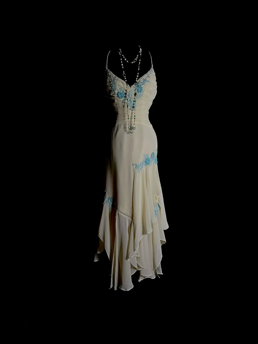 Spaghetti Strap Beige Chiffon Prom Dress With Appliques  J9774