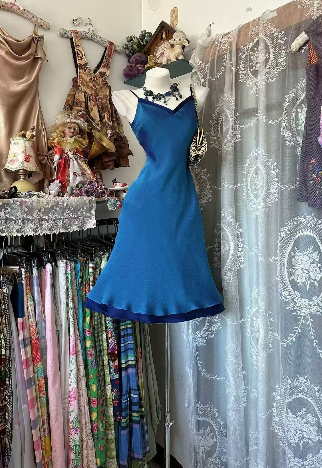 Trägerloses silbernes Vintage-Abendkleid, A-Linie, Geburtstagskleid J9370