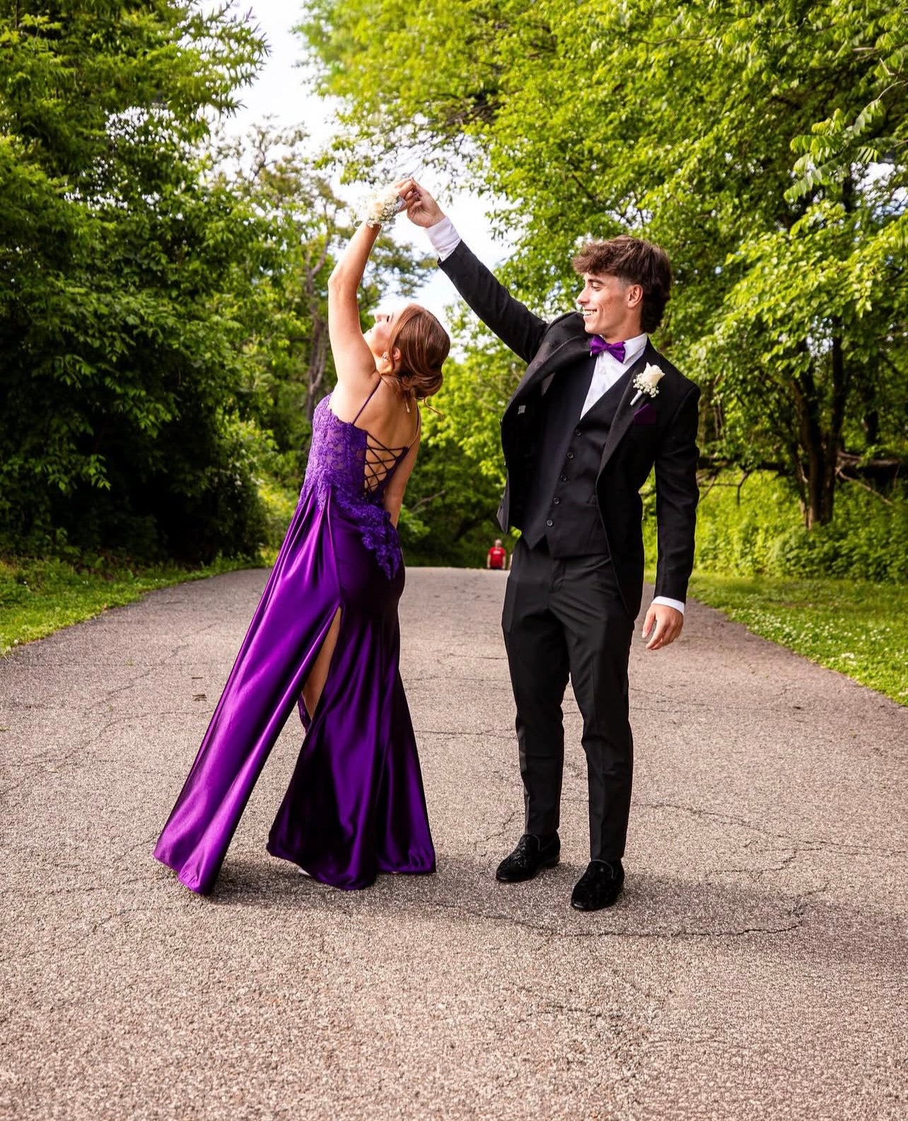 Robe de bal bustier violette en satin avec appliques, robe de soirée formelle J9413