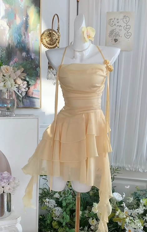 Spaghetti Straps Ruffled Chiffon Homecoming Dress Short Party Dress  J10995