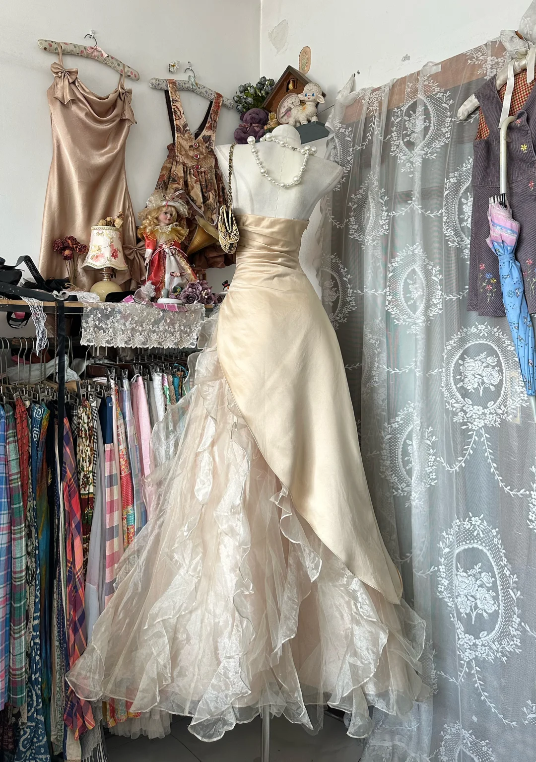 Strapless A Line Champagne Prom Dress Ruffled Organza Retro Gown  J10228