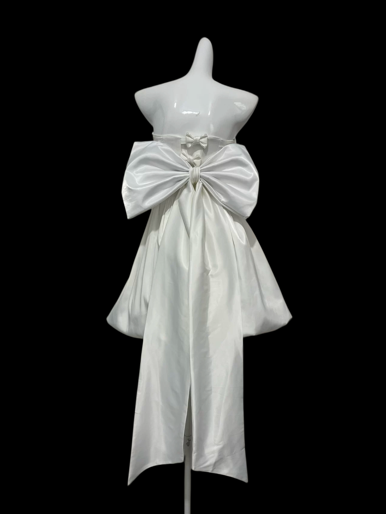 Robe de bal bustier violette en satin avec appliques, robe de soirée formelle J9413