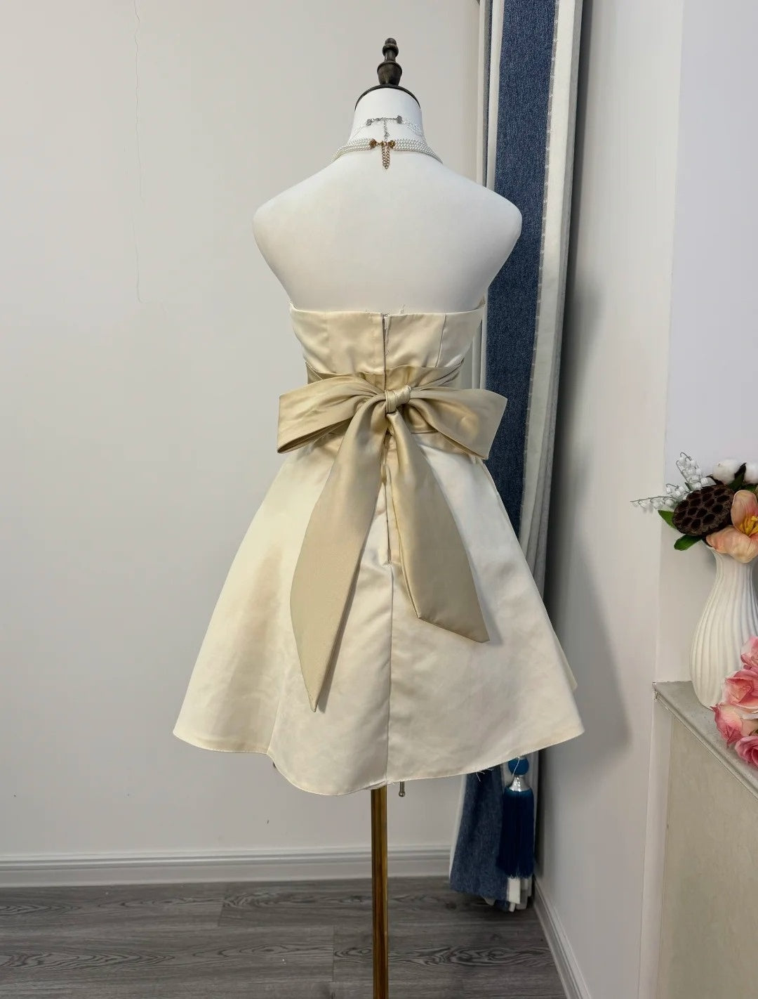 Trägerloses silbernes Vintage-Abendkleid, A-Linie, Geburtstagskleid J9370