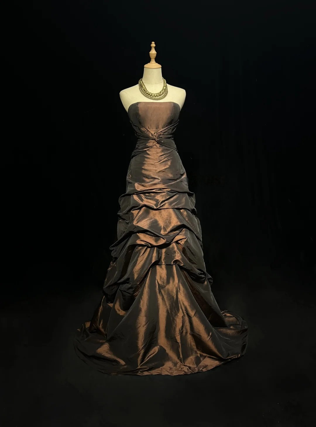 Robe de bal bustier violette en satin avec appliques, robe de soirée formelle J9413