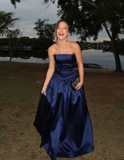 Trägerloses silbernes Vintage-Abendkleid, A-Linie, Geburtstagskleid J9370