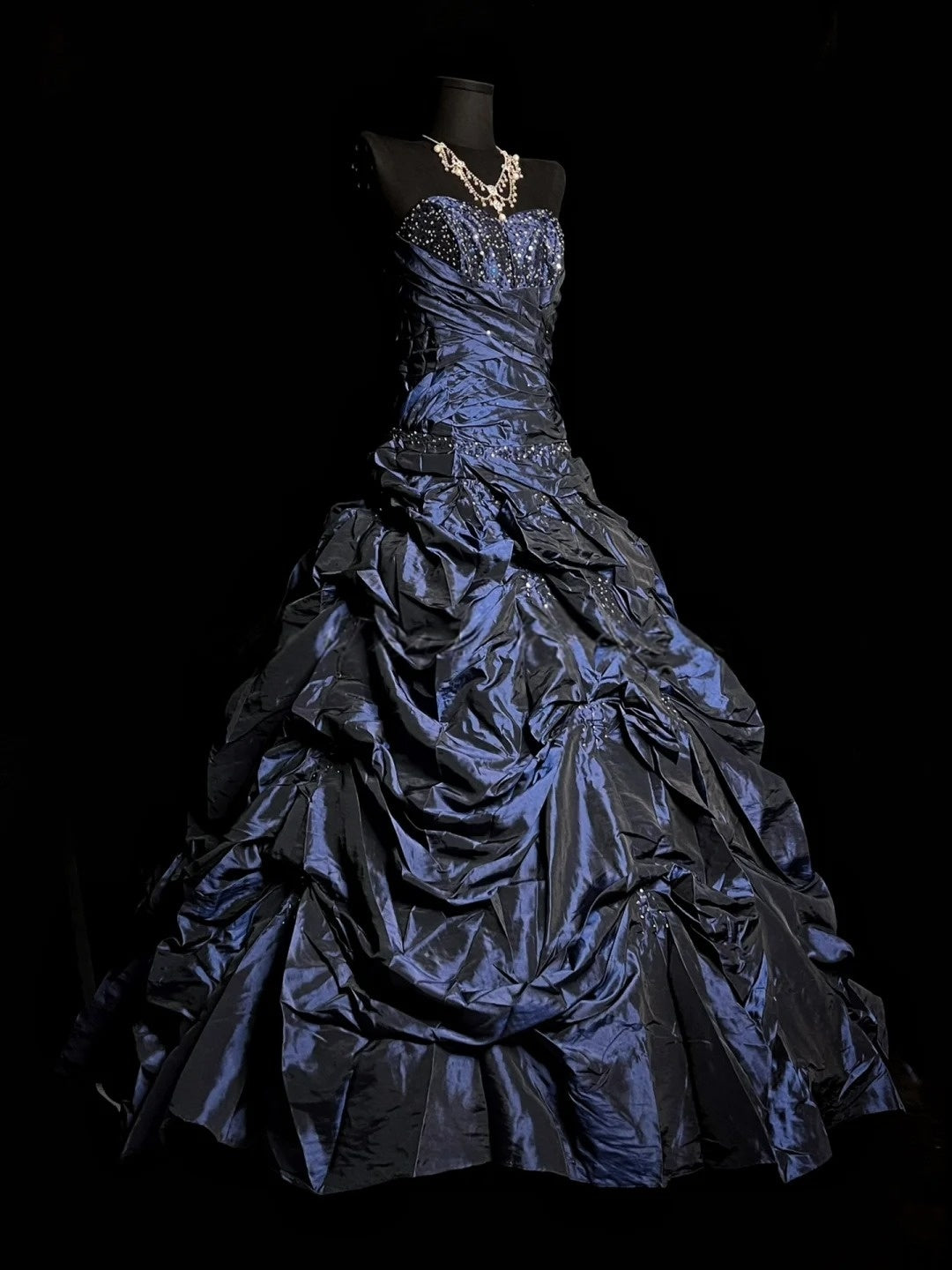 Trägerloses silbernes Vintage-Abendkleid, A-Linie, Geburtstagskleid J9370