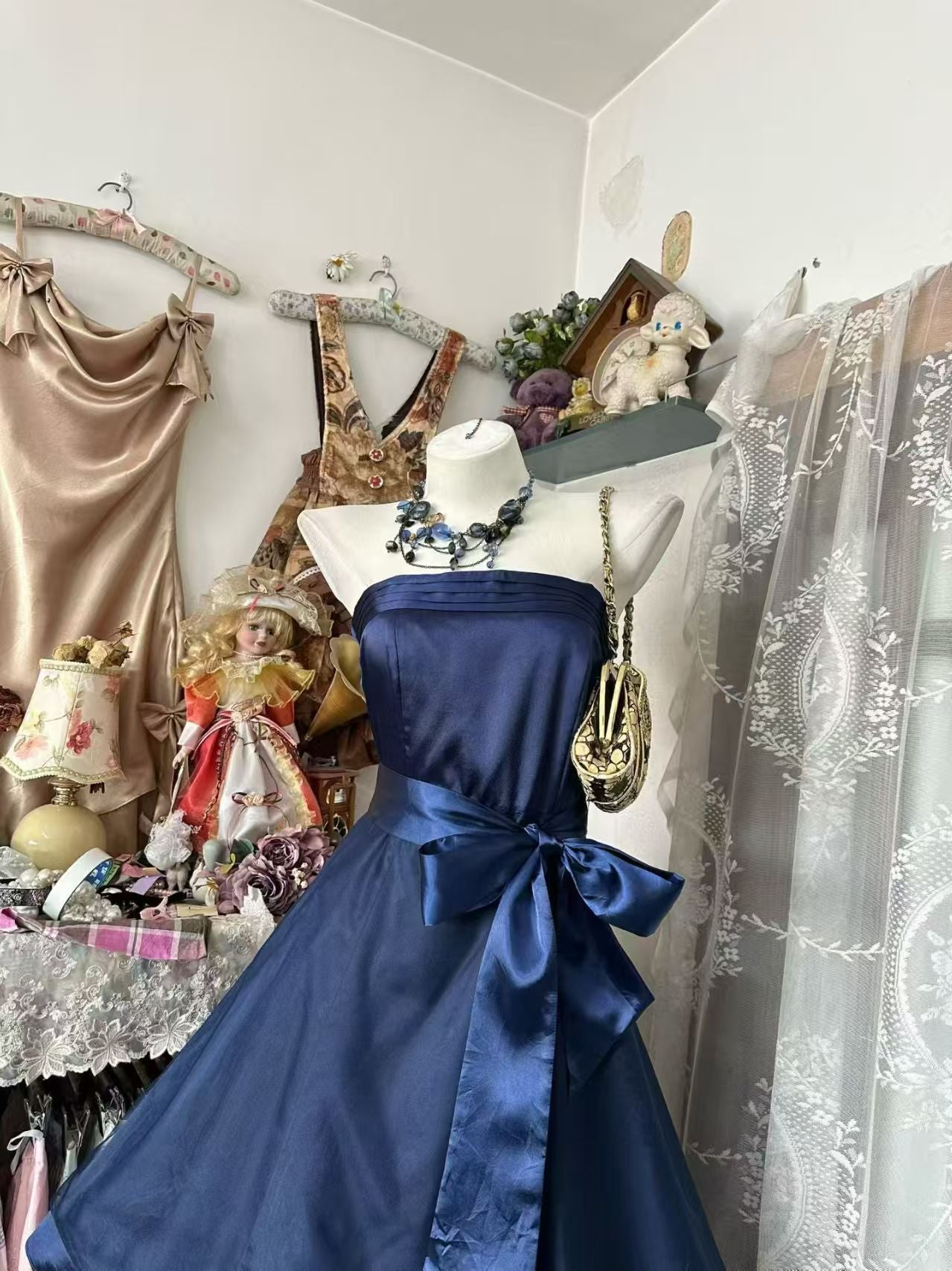 Robe de bal bustier violette en satin avec appliques, robe de soirée formelle J9413