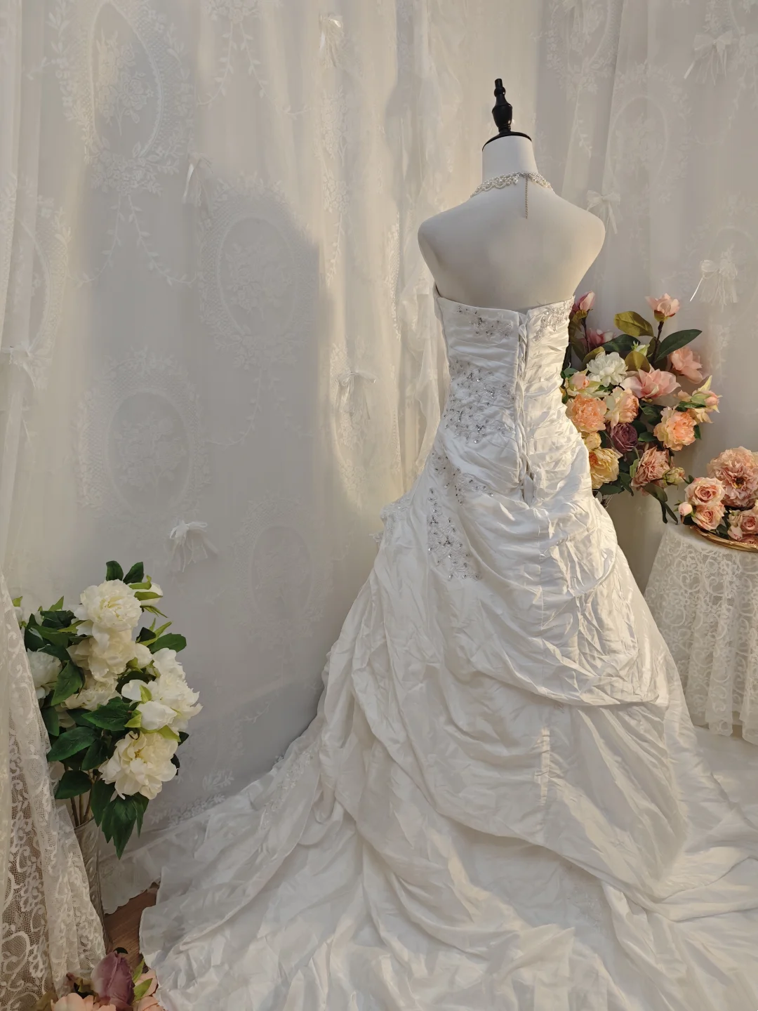Robe de bal bustier violette en satin avec appliques, robe de soirée formelle J9413