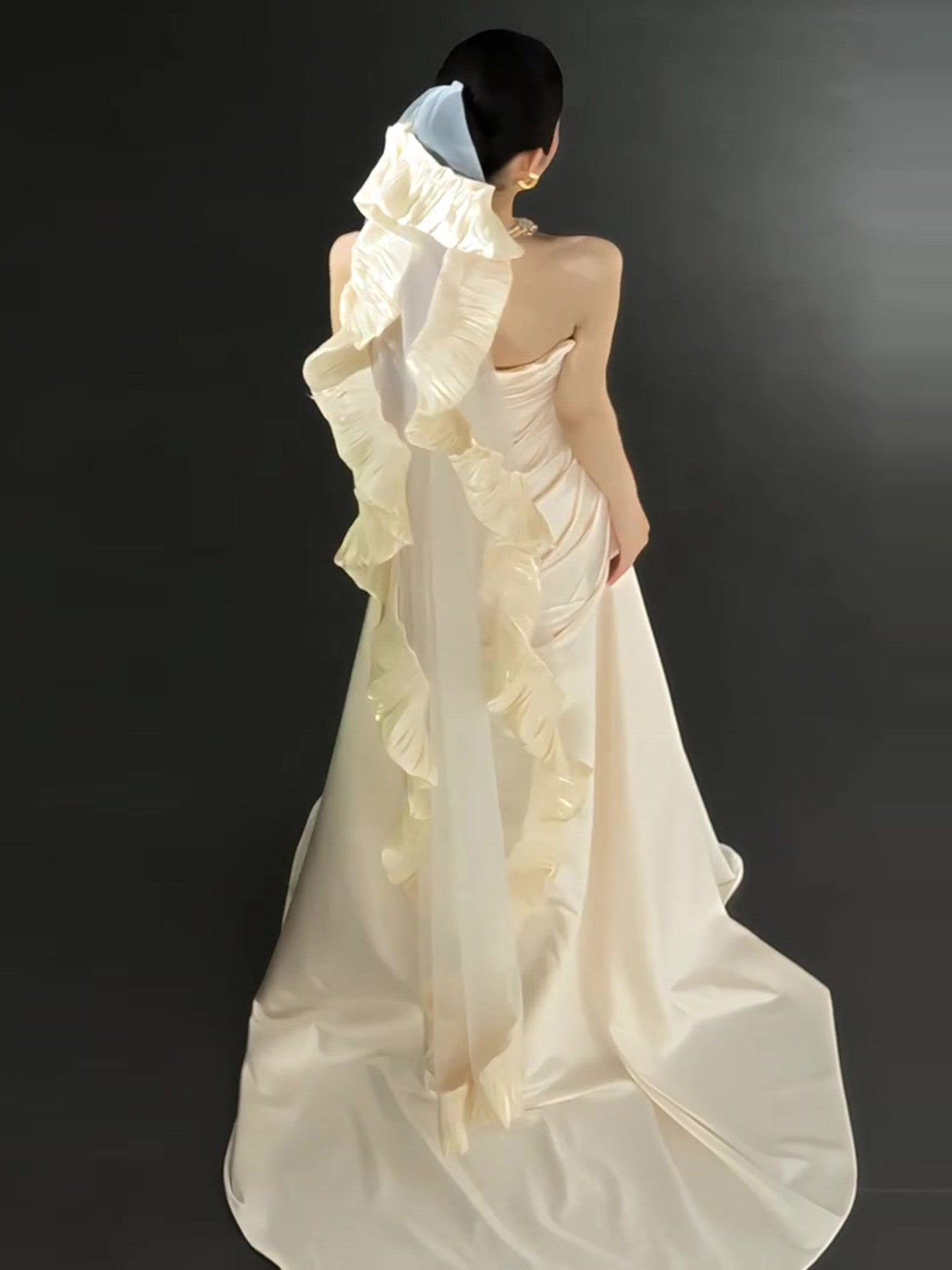 Strapless White Satin Wedding Dress Elegant Bridal Dress J9980