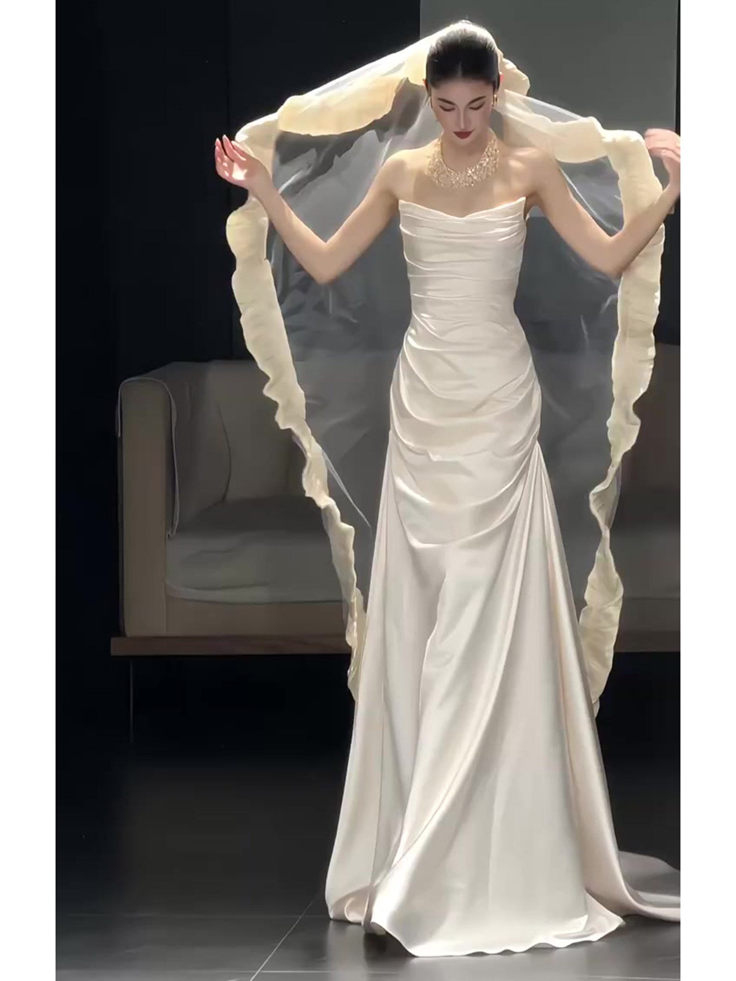 Strapless White Satin Wedding Dress Elegant Bridal Dress J9980