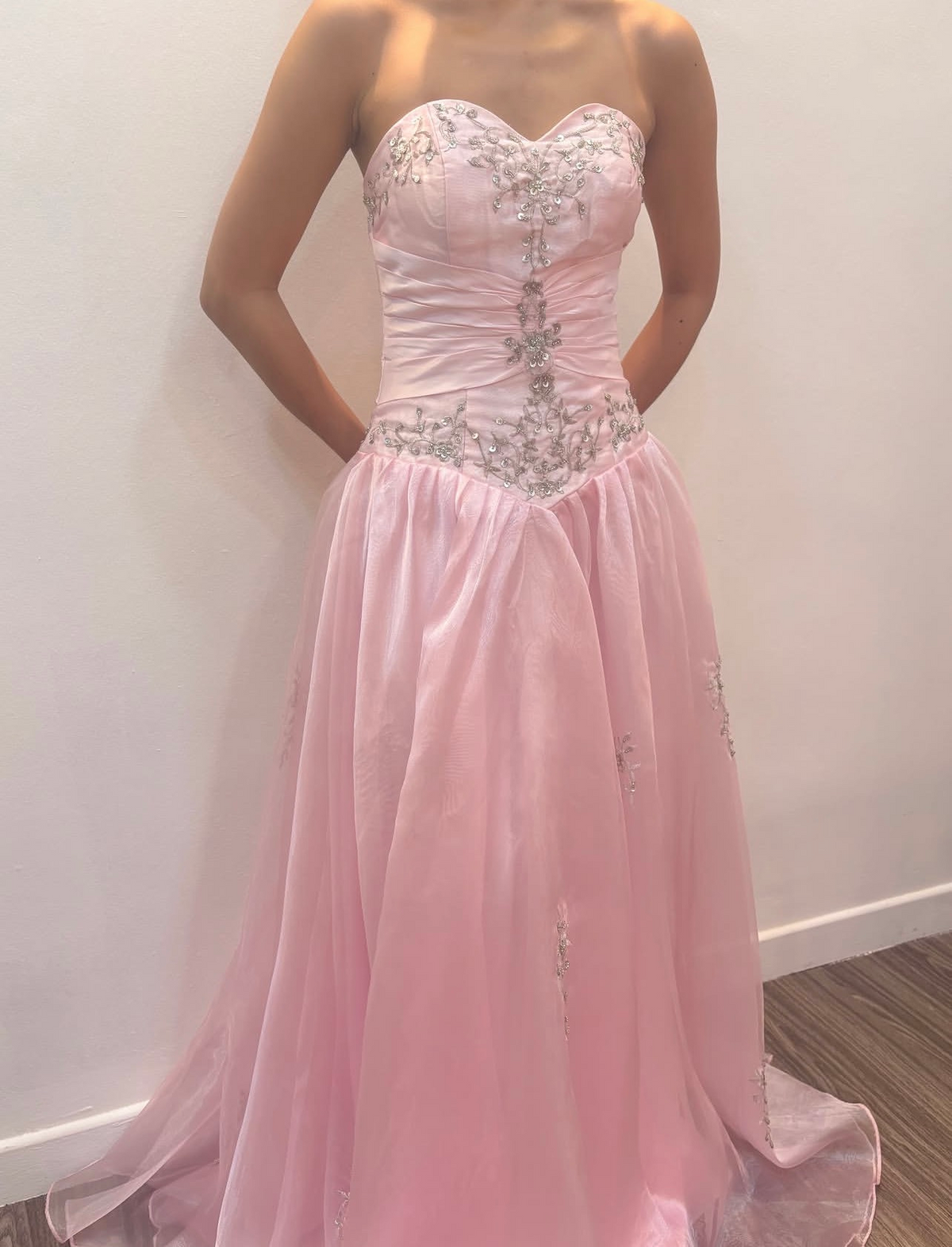 Robe de bal bustier violette en satin avec appliques, robe de soirée formelle J9413