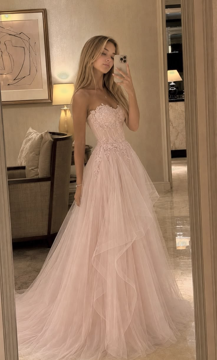 Robe de bal bustier violette en satin avec appliques, robe de soirée formelle J9413