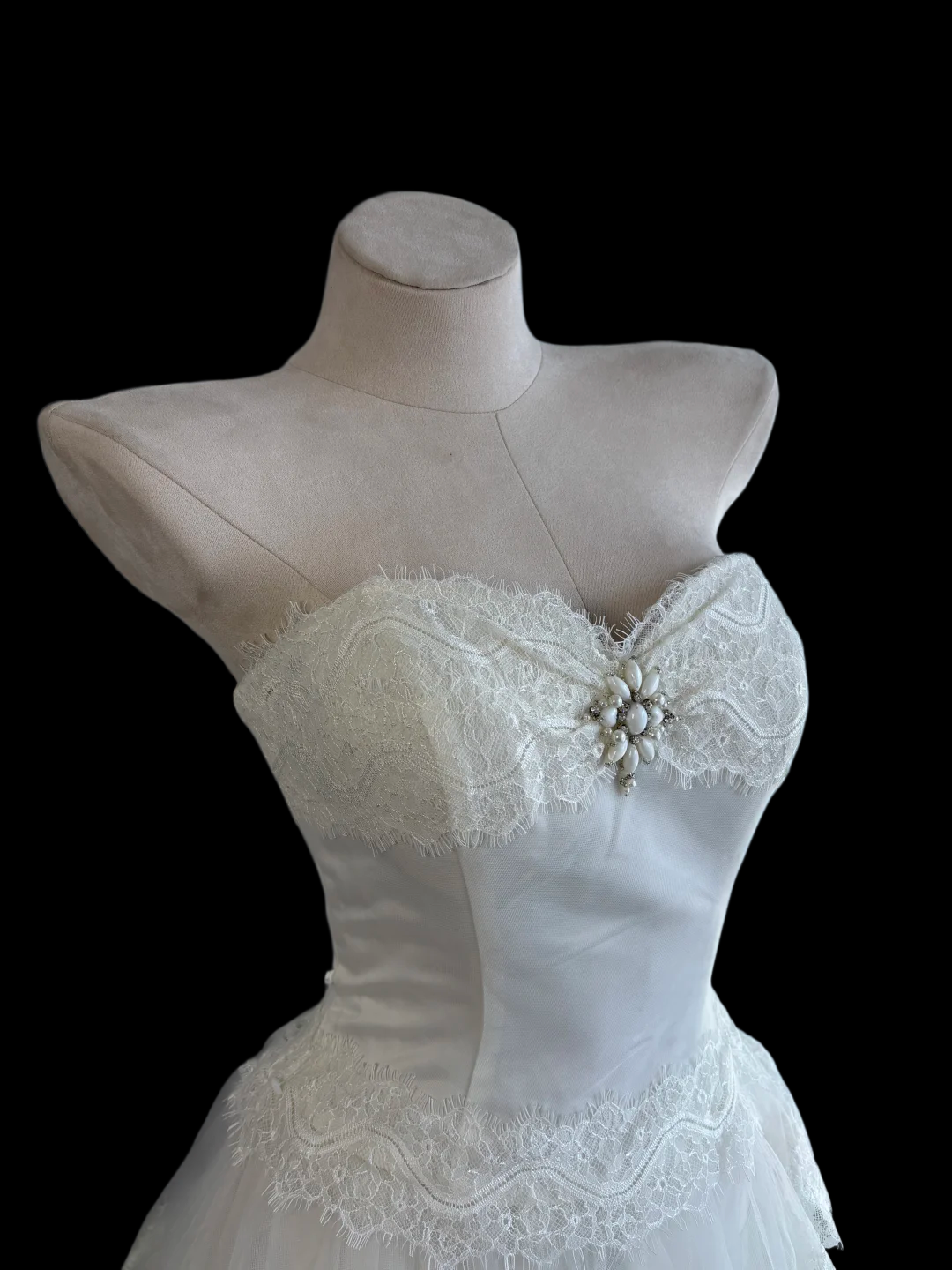 Robe de bal bustier violette en satin avec appliques, robe de soirée formelle J9413