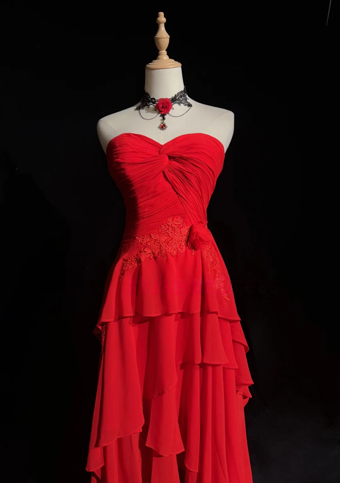 Sweetheart Red A Line Chiffon Layered Prom Dress With Appliques J9748