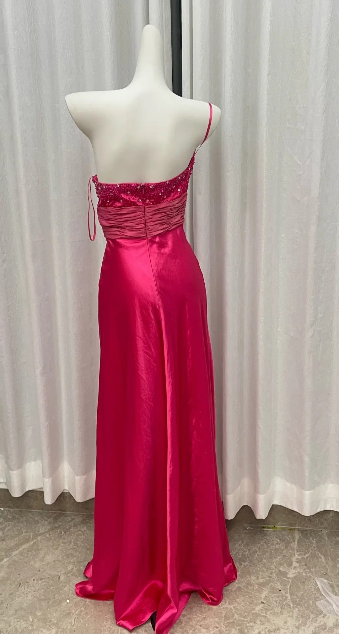 Robe de bal bustier violette en satin avec appliques, robe de soirée formelle J9413