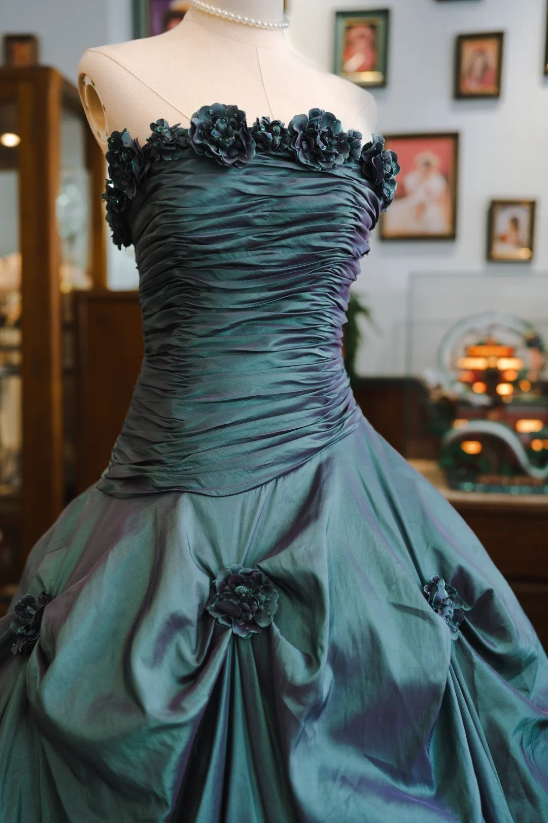 Trägerloses silbernes Vintage-Abendkleid, A-Linie, Geburtstagskleid J9370