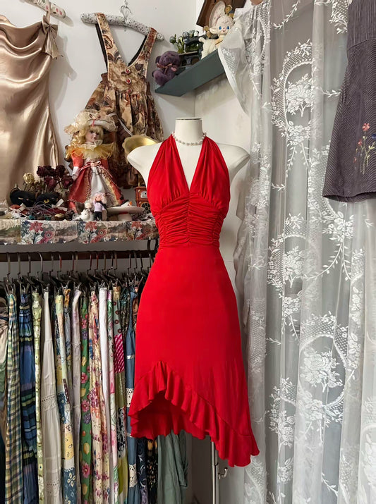 Neckholder-Kleid mit roten Rüschen, formelles Ballkleid J8448