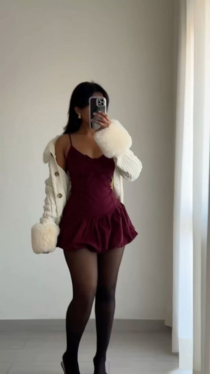 A-Linie Spaghettiträger Satin Kurzes Homecoming-Kleid 20. Geburtstag Outfits J8337