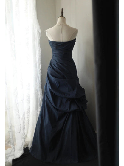 Sweetheart A Line Navy Blue Long Prom Dress Elegant Evening Dress J8615
