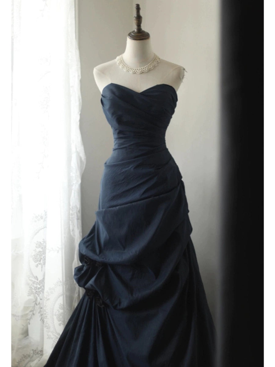 Sweetheart A Line Navy Blue Long Prom Dress Elegant Evening Dress J8615