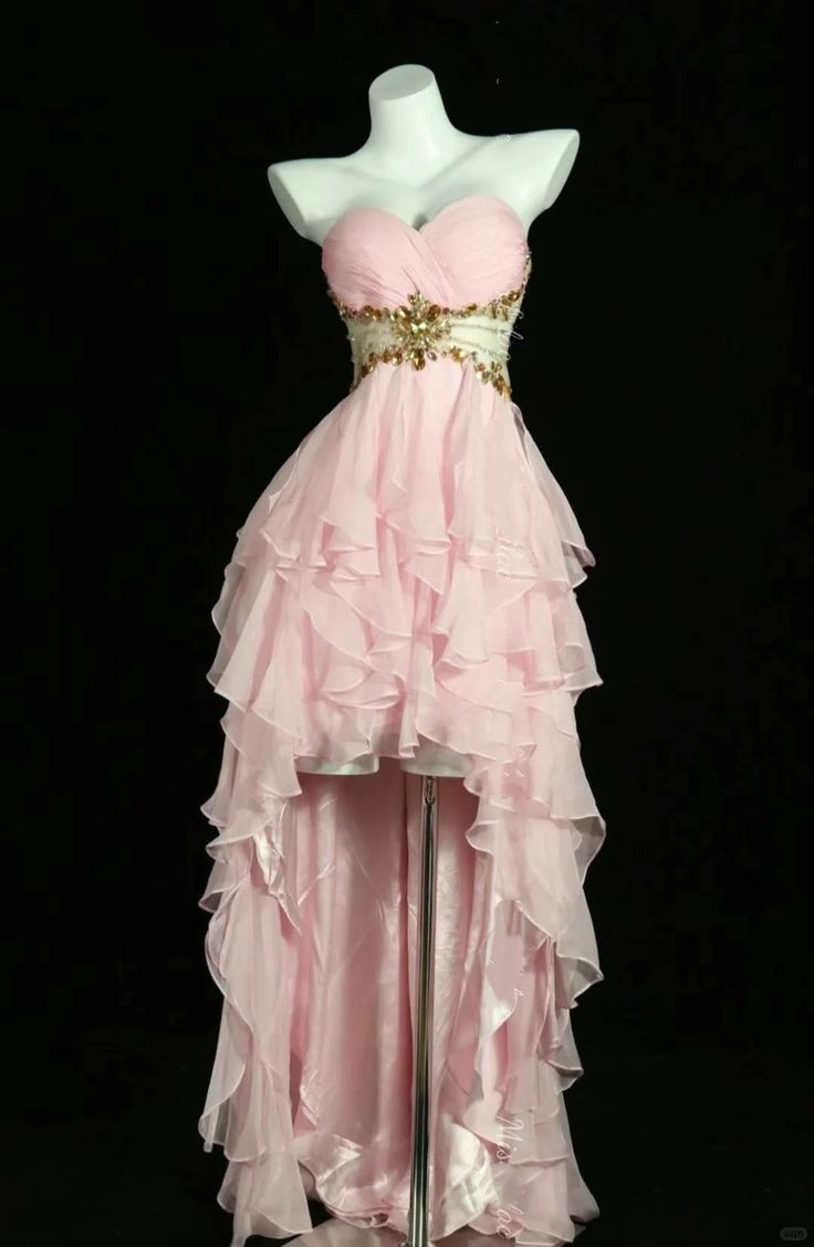 Rosa Heimkehrkleid mit Herzausschnitt und Rüschen, formelles Partykleid J7223