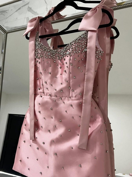 Rosa Satin-Kurzes, trägerloses Homecoming-Kleid mit quadratischem Ausschnitt und Schleifen J7737