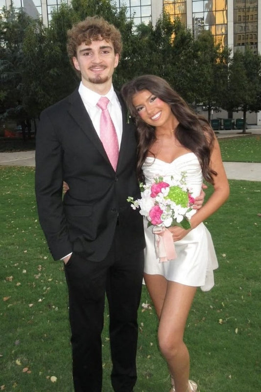 Spaghettiträger Weißes Etuikleid für den Heimkehrbereich Mini-Geburtstagskleid J8284