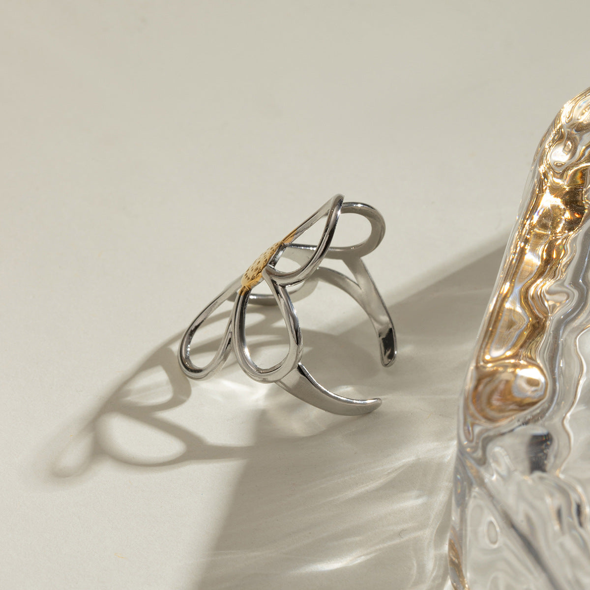 Bague ajustable vintage à motif floral creux colorblock or et argent G19