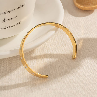 Gold Stainless Steel Oppen  Bracelet G37