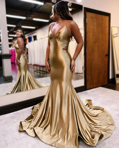 Robe de bal longue sirène en satin doré à col en V J2989