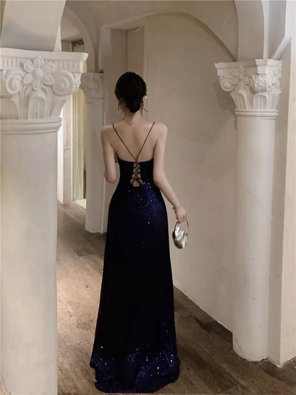 Robe de bal longue violette à paillettes et col en V J3086
