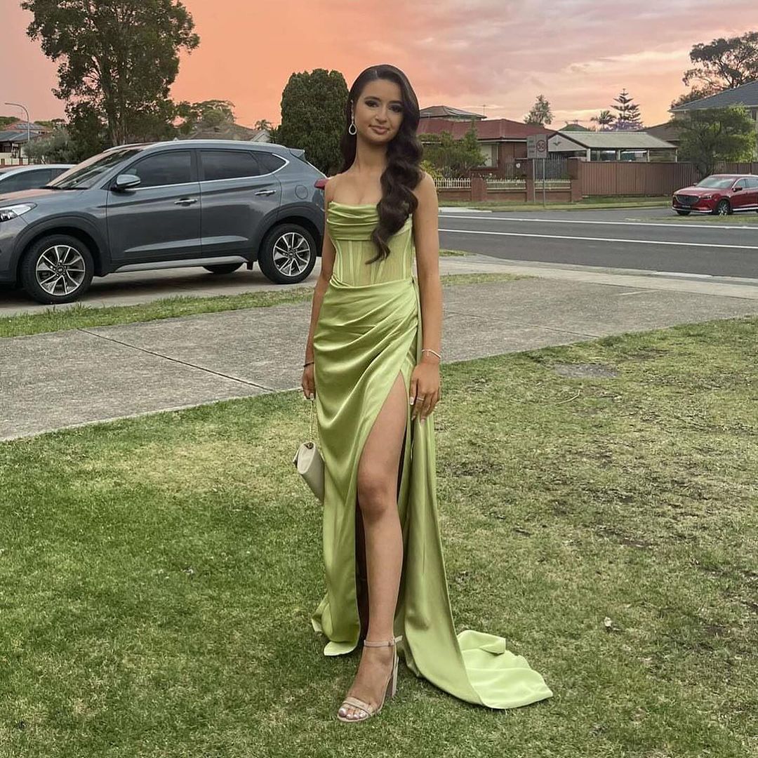 Green Sheath Satin Long Prom Dress With Slit J3124