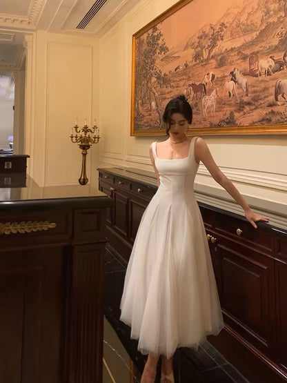 Robe de bal blanche élégante coupe trapèze J3277