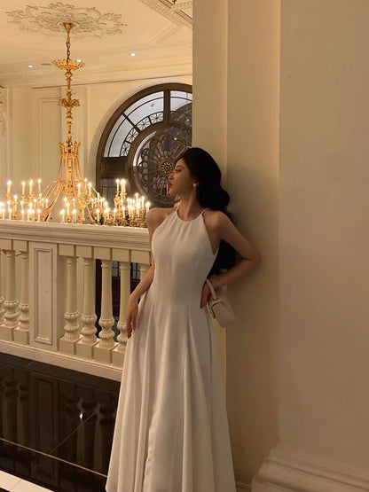 Robe de bal longue blanche élégante coupe trapèze J3280