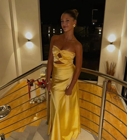 Robe de bal longue fourreau jaune sans bretelles J3641