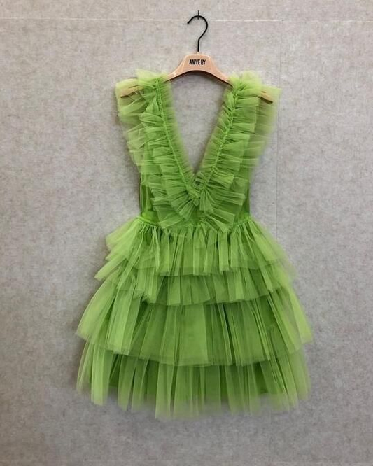 Deep V Neck Green Short Homecoming Dresses J4095