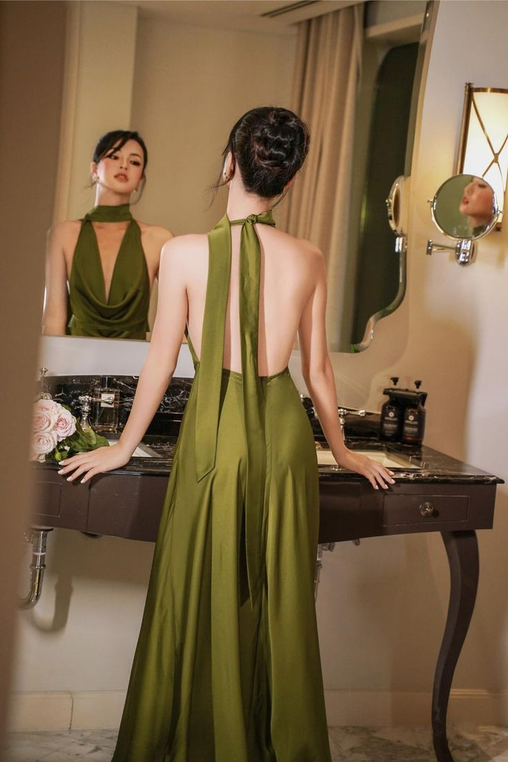 Halter Green Sheath Long Prom Dress Evening Dresses J4306