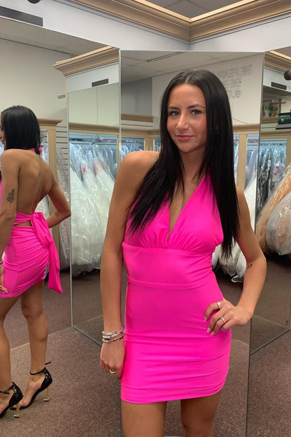 V-Ausschnitt Etuikleid Kurzes Ballkleid Hot Pink Homecoming Kleid J4480