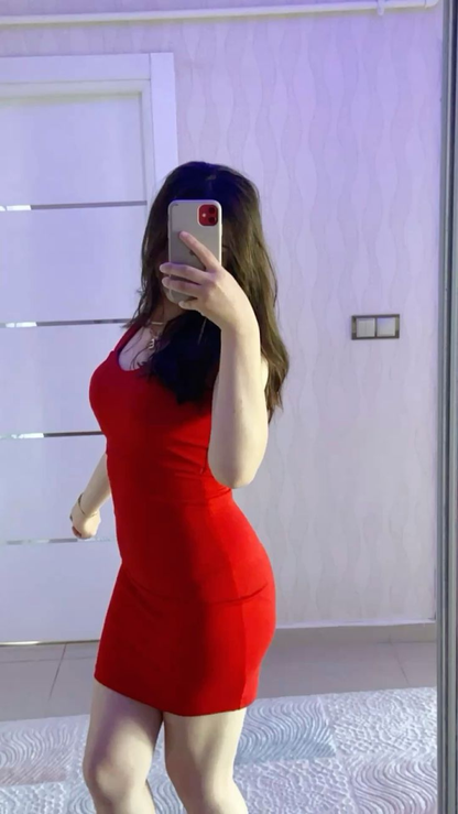Robe de bal courte fourreau rouge J4527