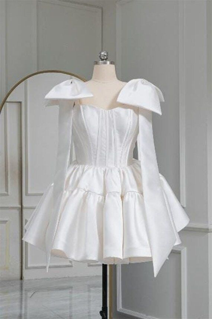 Robe de bal courte trapèze blanche J4533