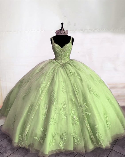 Robe de bal verte à col en V et appliques pour anniversaire, Sweet 16, robe de Quinceanera J4582