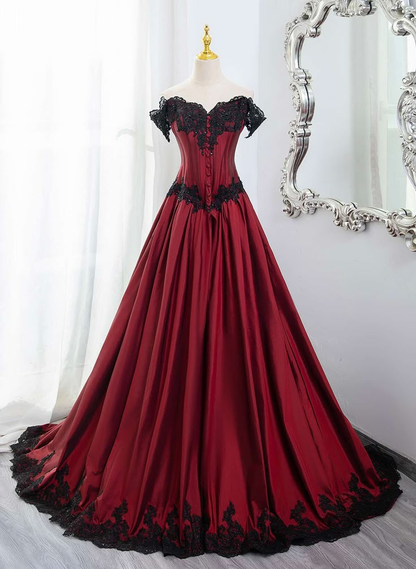 Robe de soirée longue en dentelle noire à épaules dénudées et coupe trapèze J4664