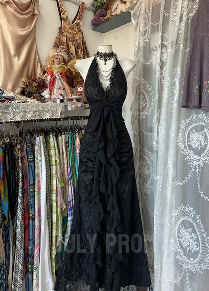 Robe de soirée longue en dentelle noire à col en V et dos nu J4774
