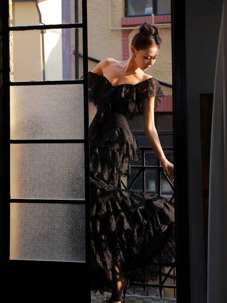 Off The Shoulder Black Lace Long Prom Dress Slit Evening Gown J4793