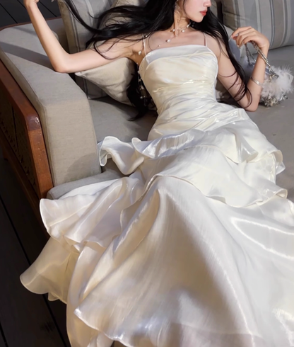 Robe de bal longue style sirène beige à bretelles spaghetti, robe de soirée formelle J4798