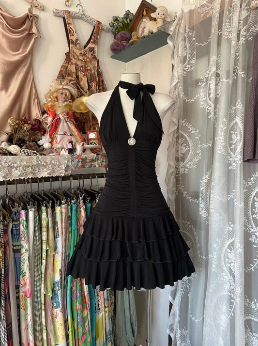 Halter V Neck Black A Line Short Prom Dress Vintage Layered Party Dress J5022