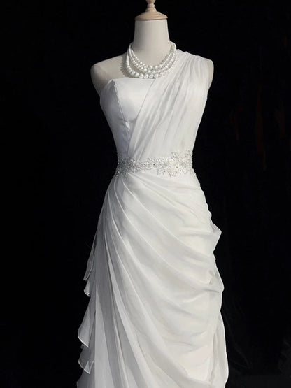 Weißes Etuikleid mit Rüschen und Applikationen, Chiffon, langes Brautkleid J5028